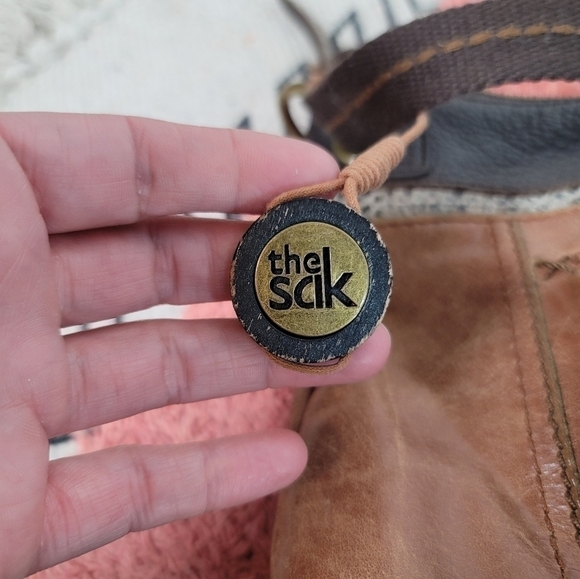 THE SAK KENDRA CROSSBODY IN CAMEL TAN LEATHER - Picture 12 of 14